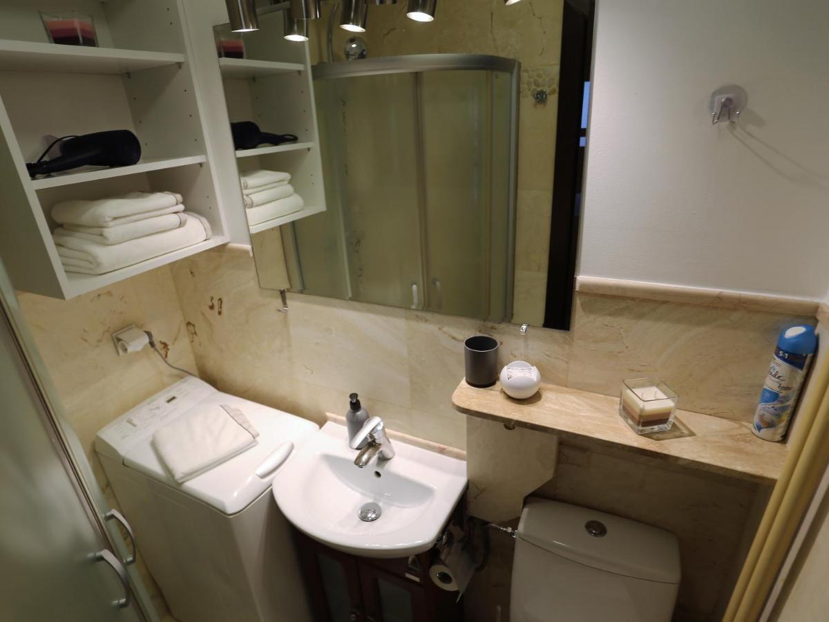Apartament Mgm Karmelicka Warszawa Eksteriør bilde