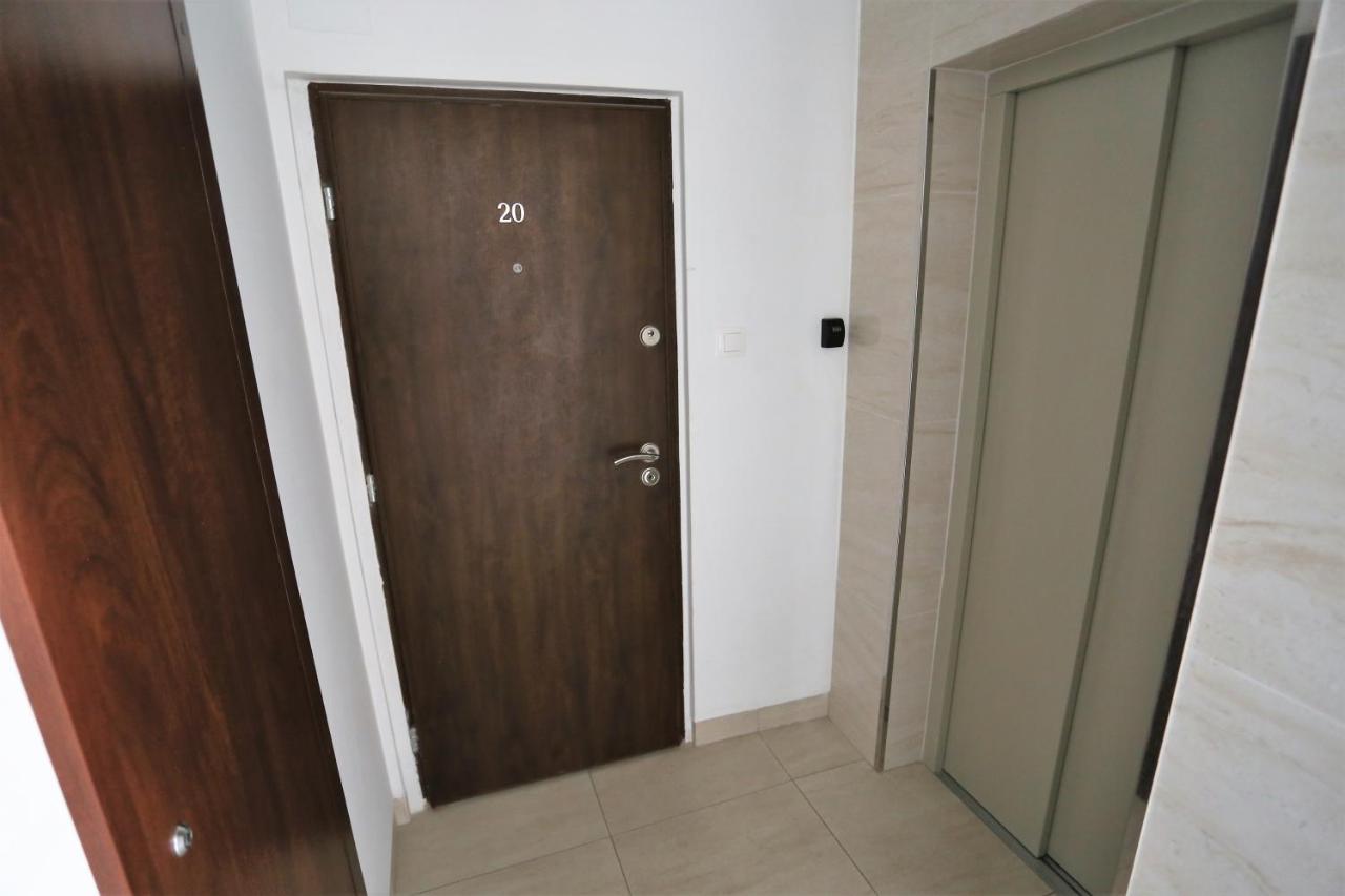 Apartament Mgm Karmelicka Warszawa Eksteriør bilde