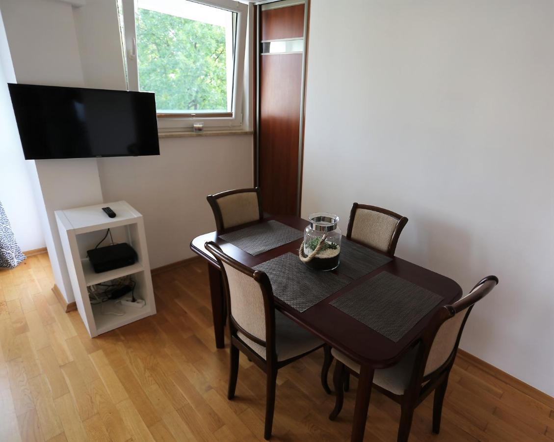 Apartament Mgm Karmelicka Warszawa Eksteriør bilde